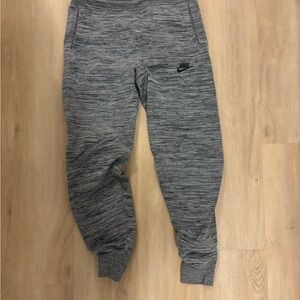 Nike Women’s Tech Fleece Jogger